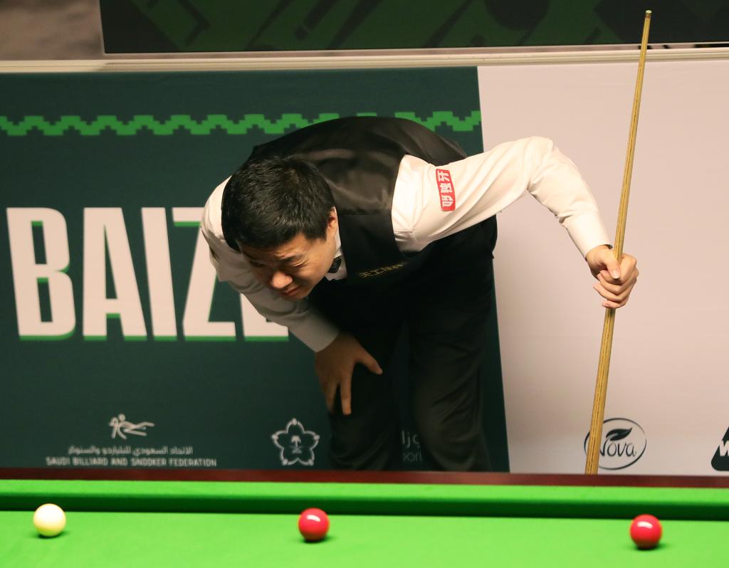 强大的发球 强大的发球