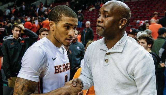 纷纷参与到 纷纷参与到